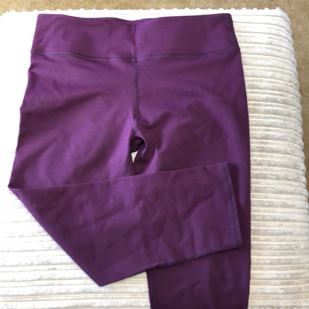 Fabletics crops size medium